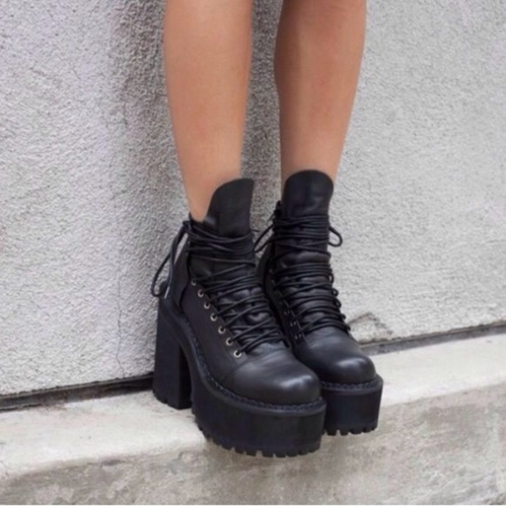 UNIF Thrash Platform boots